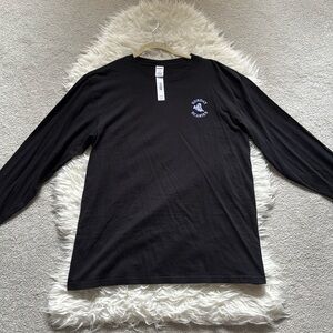 NWT PINK Victoria’s Secret Campus Cotton Long-Sleeve Tee - Pure Black Scaries